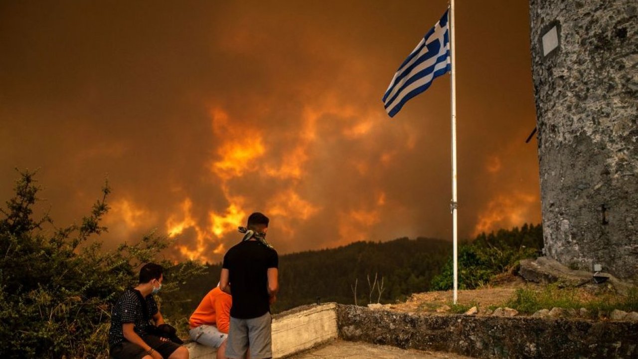 Yunanistan Başbakanı: Kabus gibi bir yaz