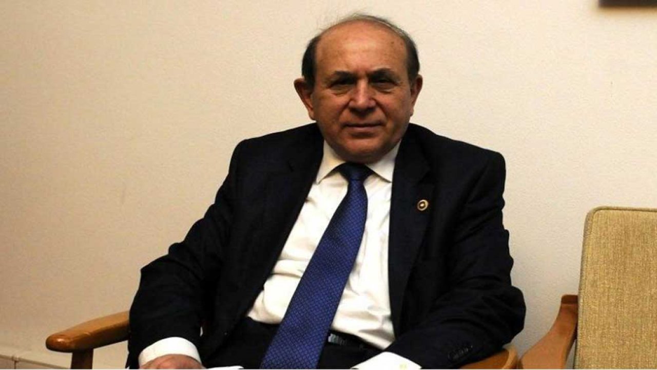 Burhan Kuzu’nun, Orhan Ünğan'ın avukatıyla yaptığı WhatsApp yazışmalarının ortaya çıktığı iddia edildi