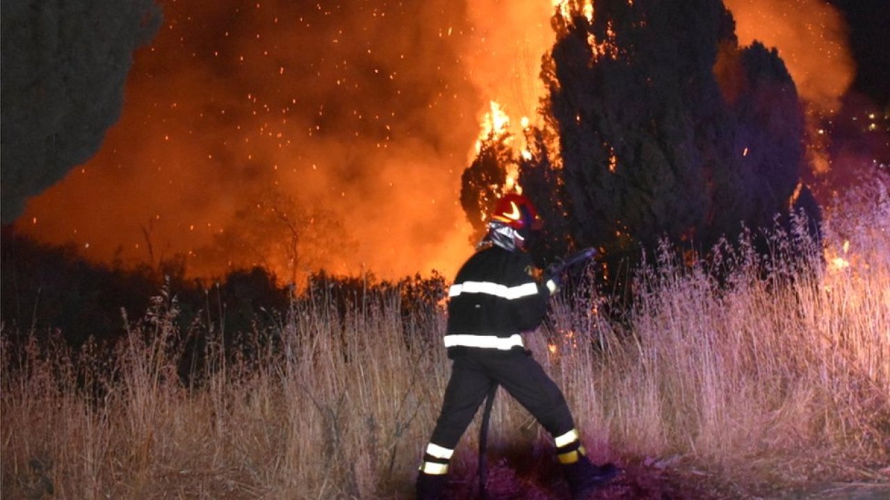 Sicilya'da 48,8 dereceyle 'Avrupa sıcaklık rekoru kırılmış olabilir'
