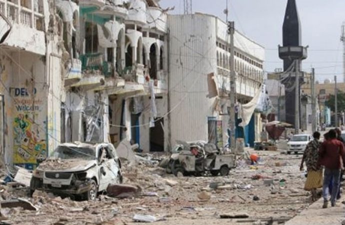 Somali’deki otel saldırısında ölü sayısı artıyor: Aralarında bakan ve vekiller de var