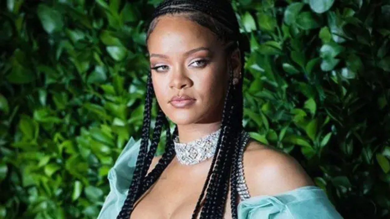 Rihanna'ya 'hadis' davası