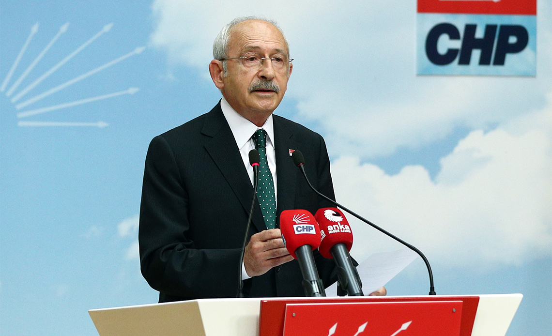 Kılıçdaroğlu’na yumruk atan saldırganı serbest bırakan savcıya ödül