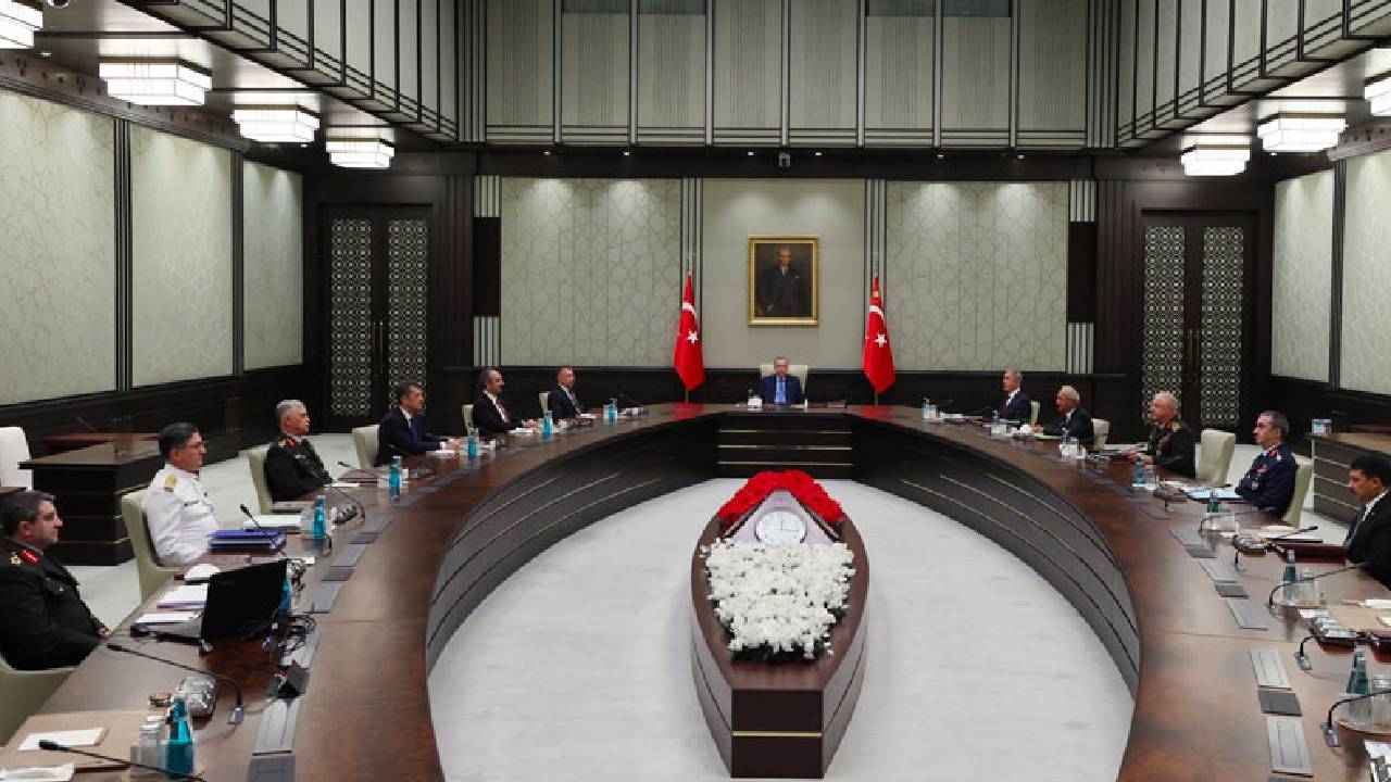 YAŞ kararlarında kurmay subaylara mesafeli duruş
