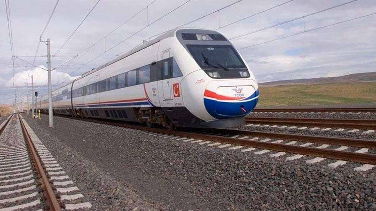 TCDD’nin borcu arttıkça zam yapıyor