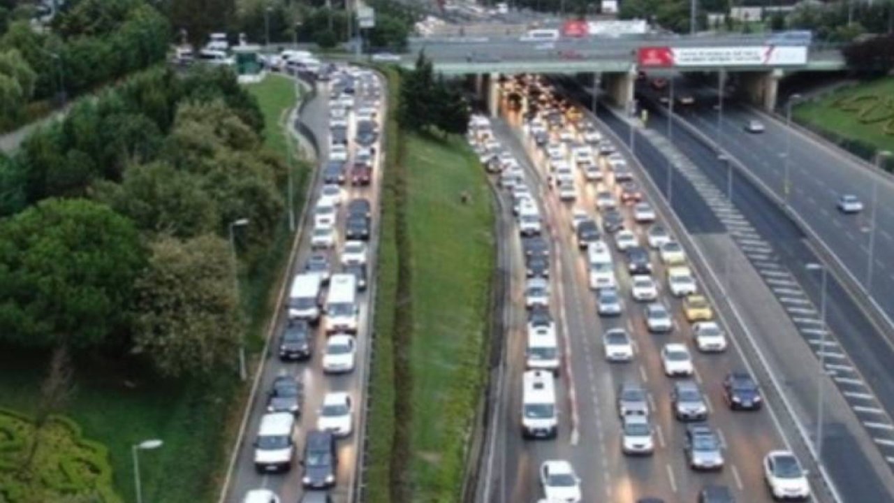 İstanbul’da trafik yoğunluğu yüzde 60!