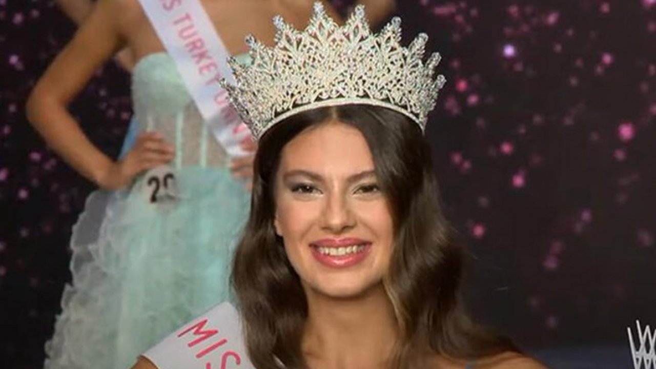 Miss Turkey 2021 birincisi Dilara Korkmaz'ın ablasının da tescilli güzel olduğu ortaya çıktı