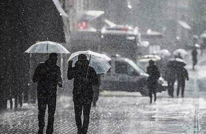 Kuvvetli yağış geliyor! Meteoroloji gün ve saat verdi! Birçok kente sel uyarısı
