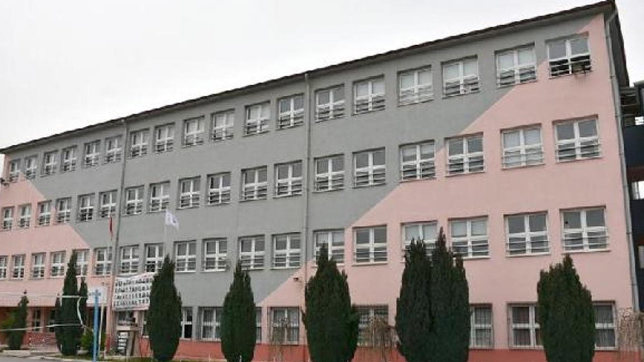 Bilecik'te yatılı okuyan 3 öğrencinin Covid-19 testi pozitif çıktı