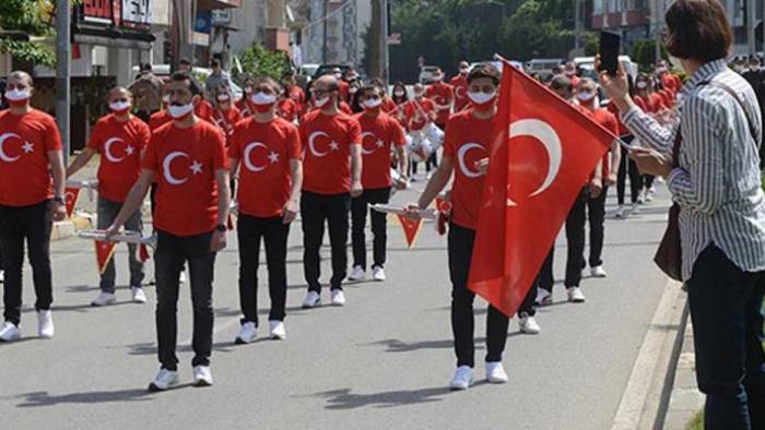 Atatürk gençliğe emanet etti,19 Mayıs’ta gençler özgür değil, cezaevinde!