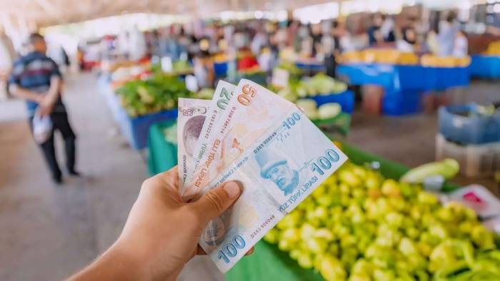 TÜRK-İŞ açıkladı: Açlık sınırı 35 bin lirayı geçti, yoksulluk sınırı 116 bin TL'yi aştı