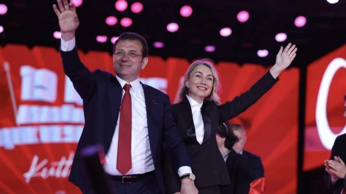 Ekrem İmamoğlu'nun Gözaltı Anı: Eşi Dilek İmamoğlu Yaşananları Anlattı