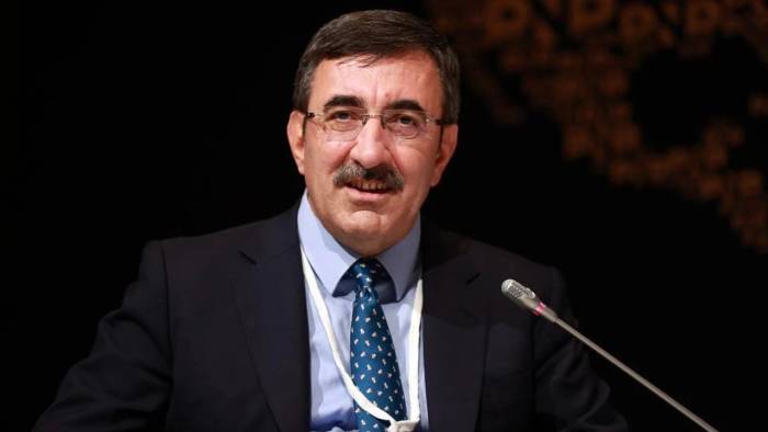 Yılmaz Tunç’tan Muhalefete Sert Sözler: Ne Aldatanız Ne Aldanan!