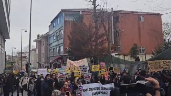 Gençlik Ayakta: İmamoğlu Kararına Karşı Üniversitelerde Eylem