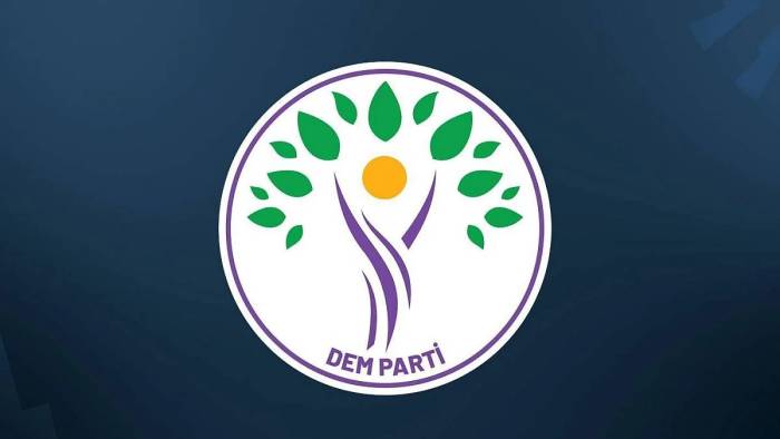 DEM Parti yeni süreç için sahaya iniyor: TBMM Başkanvekilliği için yeni isim arayışı başladı