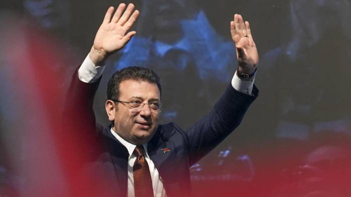 Sosyal medya engeline rağmen İmamoğlu’ndan dikkat çeken Cumhurbaşkanlığı programı