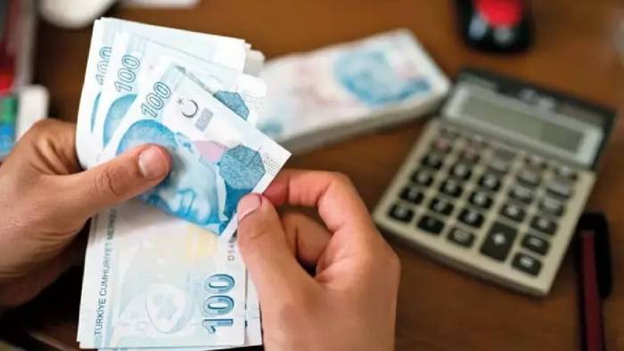 Milyonların beklediği haber geldi! Emekliye bayramda ne kadar ödenecek?