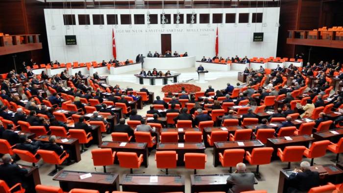 İmamoğlu korkusu Meclis gündeminde: Erişim engeli tepkisi büyüyor