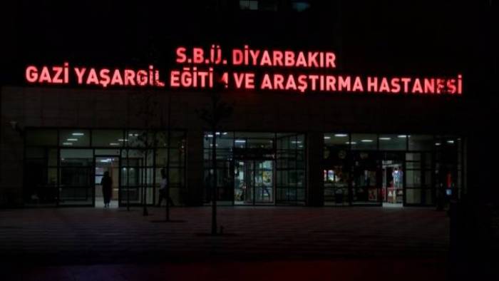 Diyarbakır'da avukat saldırıda ayaklarından vuruldu