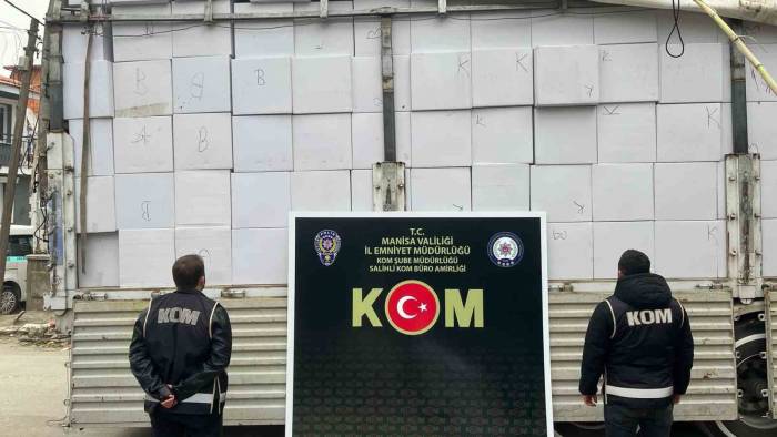 15 şüpheliye şafak baskını: Kaçak tütün ve alkol operasyonu