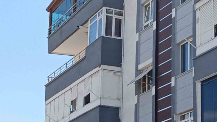 Aile baskısı can alıyordu: 27 yaşındaki kadın 4. kattan atladı!