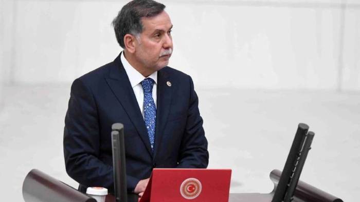 Uyuşturucu soruşturması nedeniyle istifa eden Ahmet Zenbilci, AK Parti’ye resmen döndü