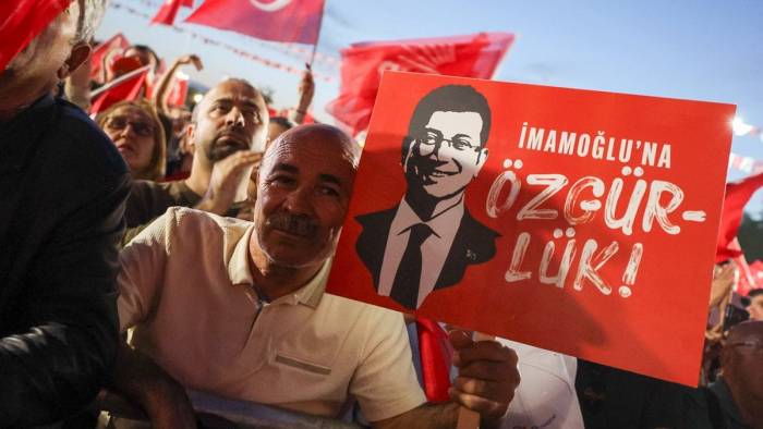 Siyasi Tutukluyum: İmamoğlu'nun Mektubu Konsey Toplantısına Damga Vurdu