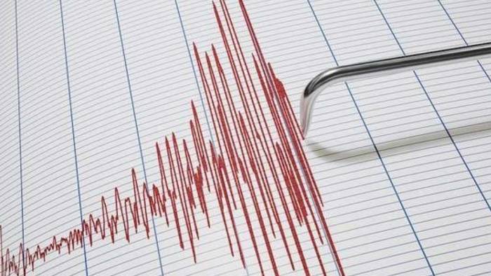 Bolu’da gece yarısı sarsıntısı: 3,9’luk deprem paniğe yol açtı