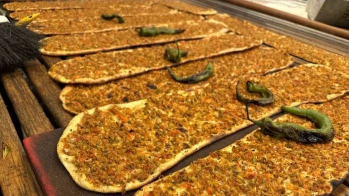 Meşhur lahmacun restoranında eşek eti skandalı!