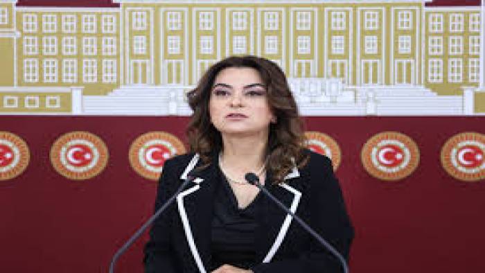 DEM Parti’den Meclis’te sert çıkış: AKP söz verdi, geri çekti