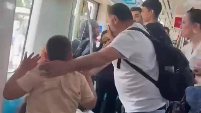 Marmaray’da Babaya Şiddet! Avukat Cem Duman’dan Hem Dava Hem Eğitim Desteği