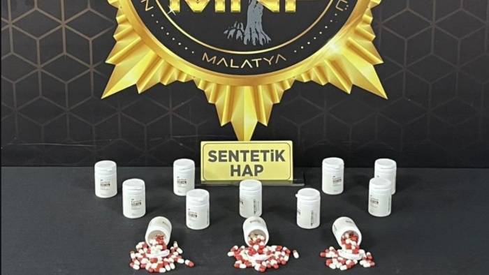 Uyuşturucu satıcılarına darbe: Cezaevi yolunu haplar döşedi