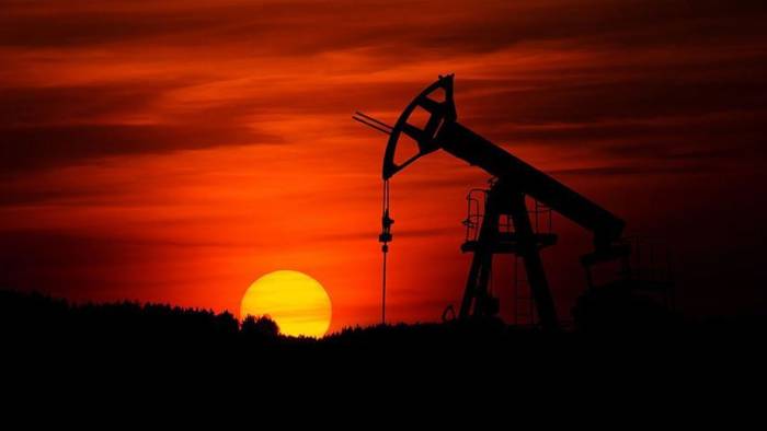 İsrail İran’ı vurdu, dünya alarma geçti! Petrol zirve yaptı