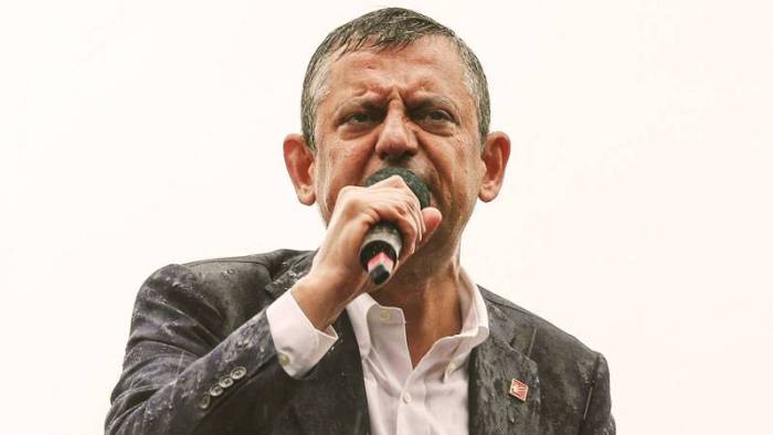 Özgür Özel’den yargıya rest: ‘Butlan veya Kayyum kararı çıkarsa tanımam!’