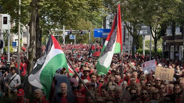 Hollanda’da kırmızı çizgi gösterisi: İsrail politikalarına büyük tepki