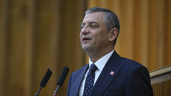 Özel'den sert çıkış: 