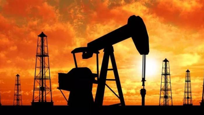 İsrail-İran gerilimi petrol fiyatlarını fırlattı