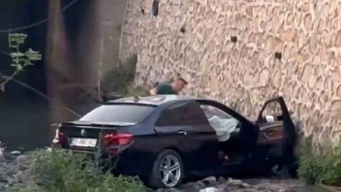 Bursa’da su kanalı kenarında oturan çocuk feci şekilde can verdi