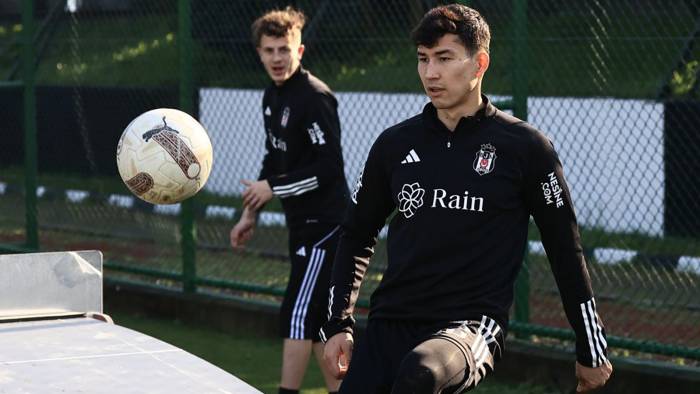 Bakhtiyor Zaynutdinov'a Spartak Moskova Kancası: Beşiktaş 4 Milyon Euro İstiyor