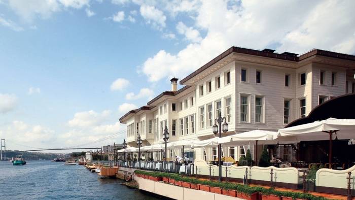 Boğaz’ın İncisi Hotel Les Ottomans’ta Şok İhale Süreci: Ünal Aysal’dan ‘Çökme Operasyonu’ İddiası