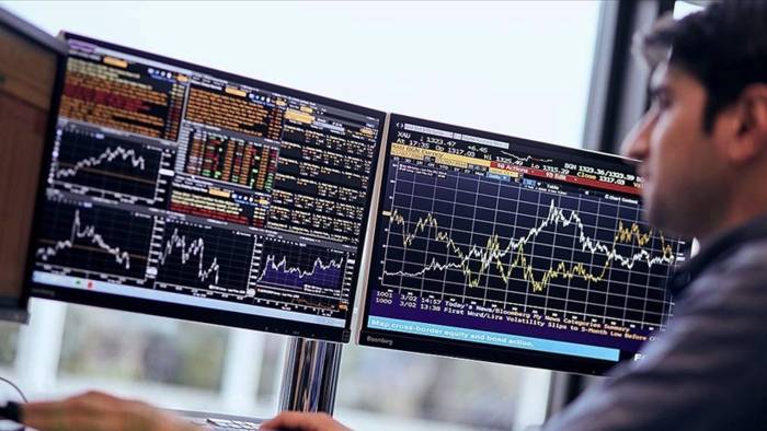 Şafak baskınıyla çökertildiler: Borsa dolandırıcılarına darbe