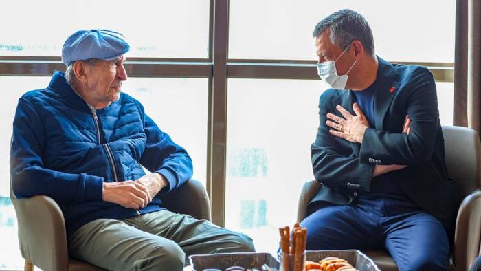 CHP Genel Başkanı Özgür Özel'den Altan Öymen İçin Duygusal Veda Mesajı