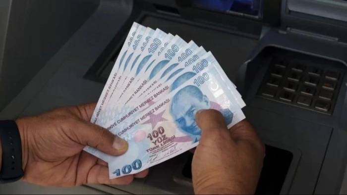 Kredi Kartı Kullanan Herkesi İlgilendiriyor! Bankalardan Binlerce Liranızı Geri Alabilirsiniz
