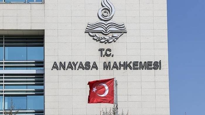 Anayasa Mahkemesi iki partiyi resmen bitirdi: Hukukta flaş karar