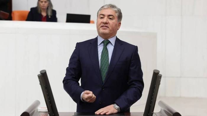 Murat Emir'den Özlem Çerçioğlu'nun AK Parti'ye Geçişine Sert Tepki