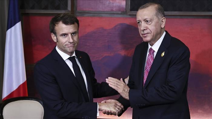 Erdoğan ve Macron'dan Telefon Görüşmesi: Barış Süreci ve Gazze Gündemi
