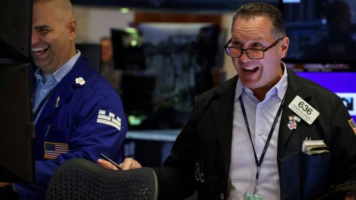 Jackson Hole sürprizi: Dow 800 puan fırladı
