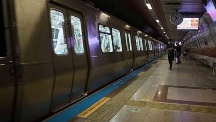 CHP Mitingi Öncesi Şişhane Metro İstasyonu Kapatıldı