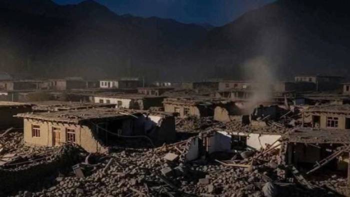 Afganistan'daki depremde hayatını kaybedenlerin sayısı 1400'ü geçti