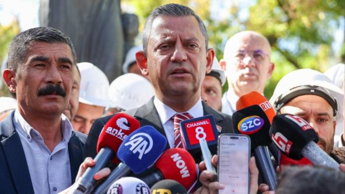 Özgür Özel 'Kurultay Davası' için resti çekti! 