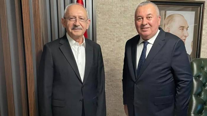 Enginyurt’tan Kılıçdaroğlu’na çağrı: Tandoğan’a gelsin, Özgür Özel’in elini kaldırsın